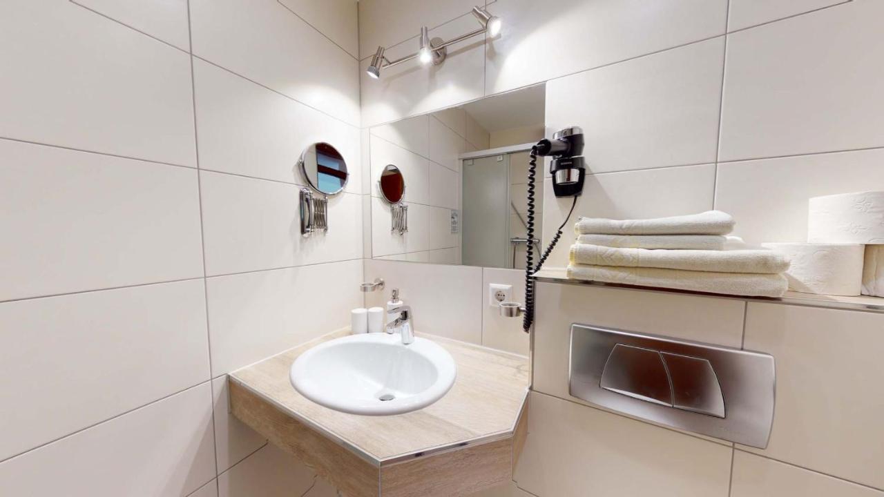 Hotel Seepark Appartements Uhldingen-Muhlhofen Bagian luar foto
